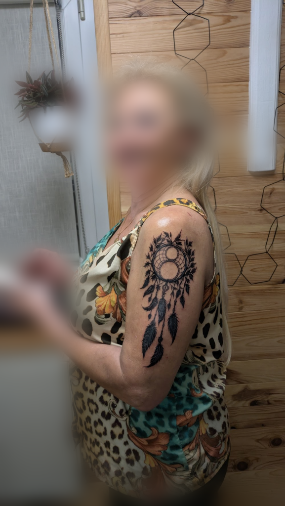 pxl-20251108-180317693mp